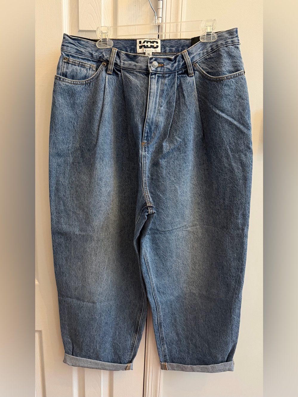 KBB High Rise Barrel Leg Jean